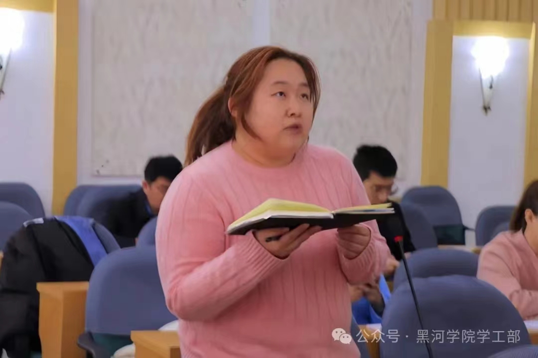 教育科学学院辅导员李岩松